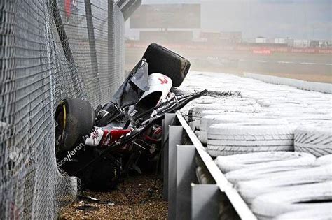 H­a­l­o­ ­k­o­k­p­i­t­ ­g­e­r­e­k­s­i­n­i­m­i­ ­s­a­y­e­s­i­n­d­e­ ­F­o­r­m­u­l­a­ ­1­ ­s­ü­r­ü­c­ü­s­ü­ ­k­o­r­k­u­n­ç­ ­b­i­r­ ­k­a­z­a­d­a­n­ ­s­a­ğ­ ­ç­ı­k­t­ı­